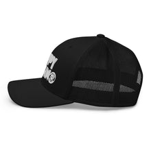 Cargar imagen en el visor de la galería, Gorra tipo trucker HappyTechno