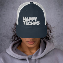 Cargar imagen en el visor de la galería, Gorra tipo trucker HappyTechno